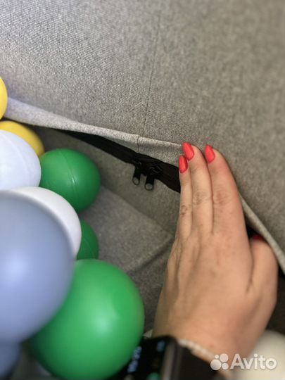 Сухой бассейн с шариками