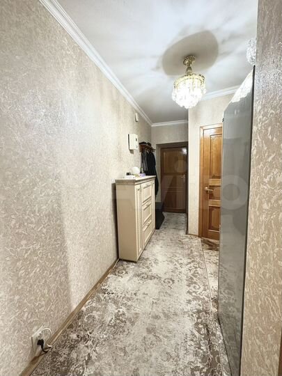 3-к. квартира, 60 м², 5/5 эт.