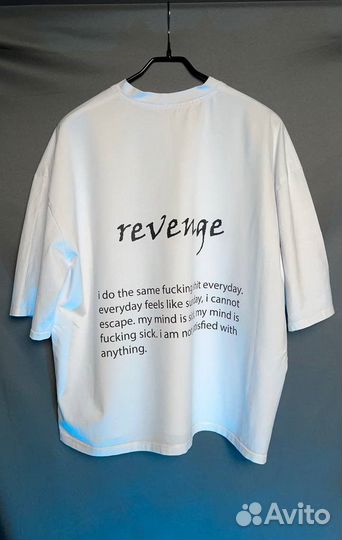 Печать принтов на футболках, худи, шопперах