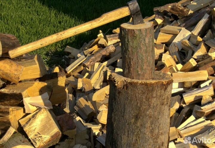 Наколотые дрова