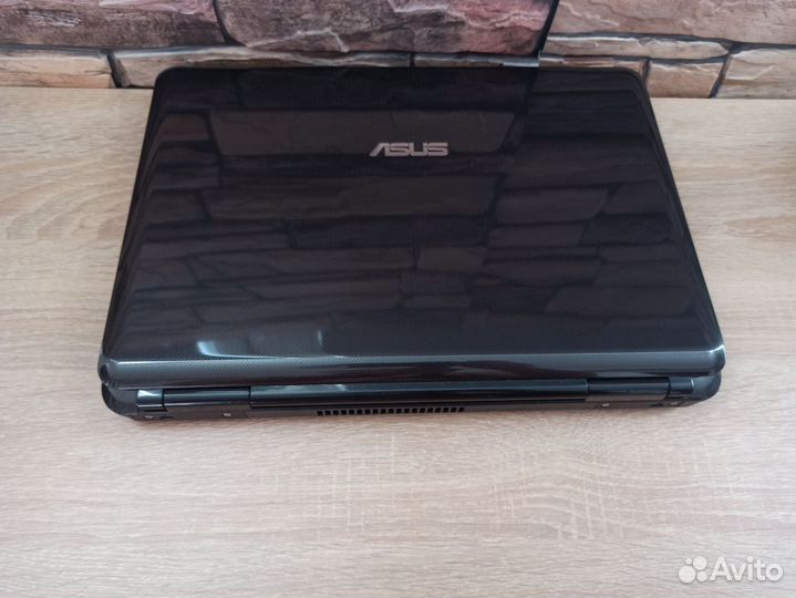 Шустрый офисный ноутбук Asus 14