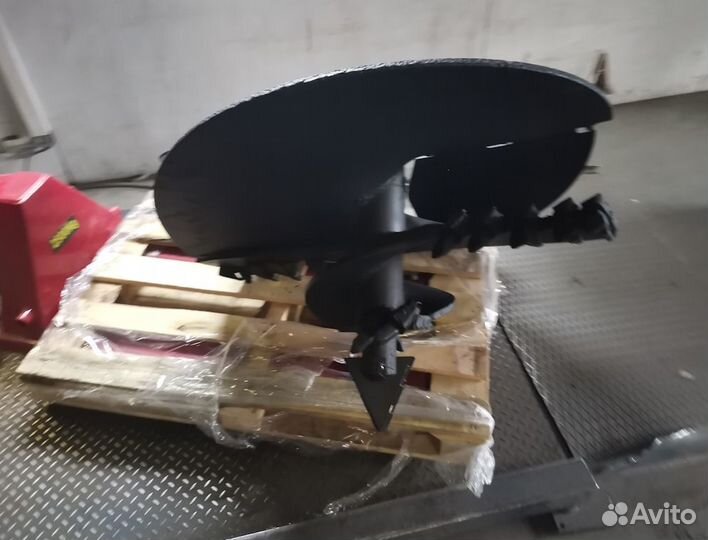 Бур для бурения колодцев