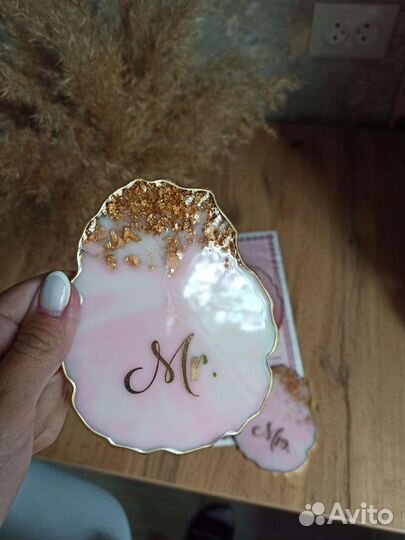 Свадебный набор. Блюдце, подставки под фужеры