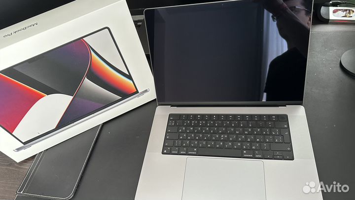 Macbook pro 16 M1 2021 /16Gb/512 ssd / рст