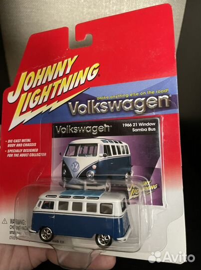 Johnny Lightning VW Samba Bus 1966
