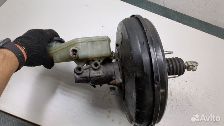 Цилиндр тормозной главный Honda Odyssey 2004, 2005