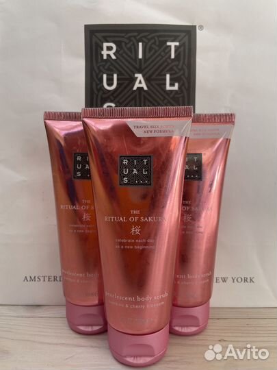 Скраб для тела The Ritual of Sakura 100 мл