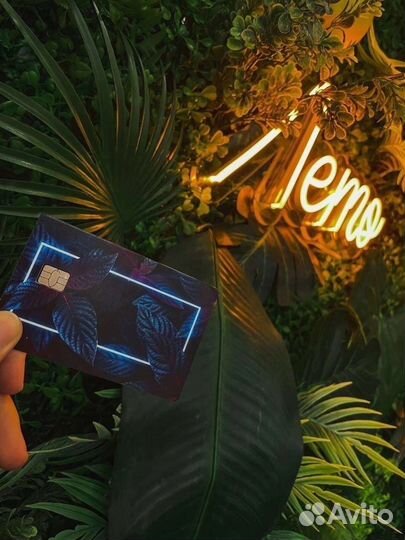 Наклейки на банковскую карту