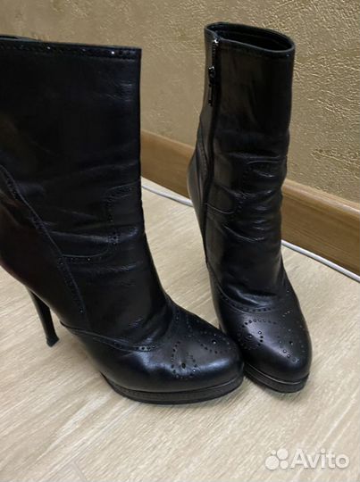 Ботинки женские