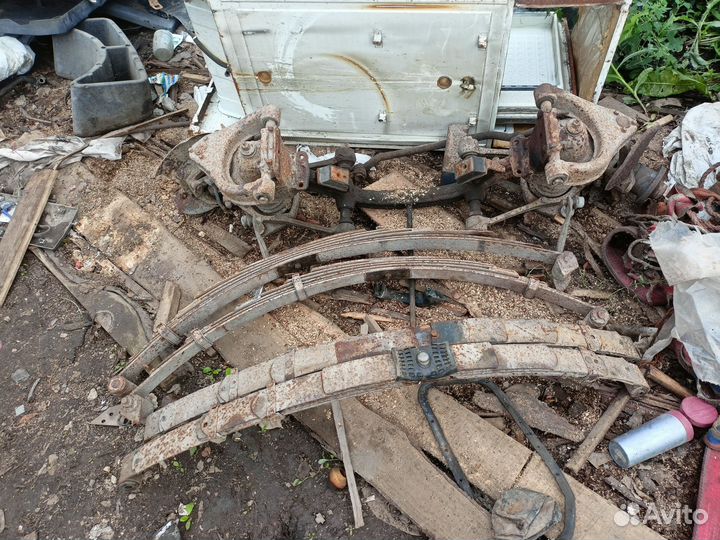 Передняя балка, задние рессоры Волга 31105