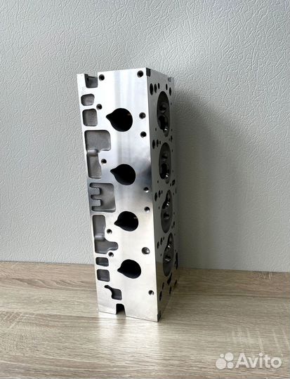 Головка Logan Renault 1.4/1.6 8 кл. новая u-0689