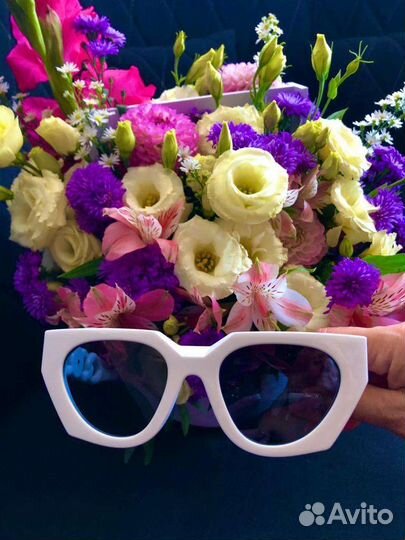 Очки новые женские белые