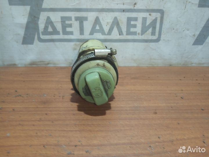 Бачок гура Chery Amulet