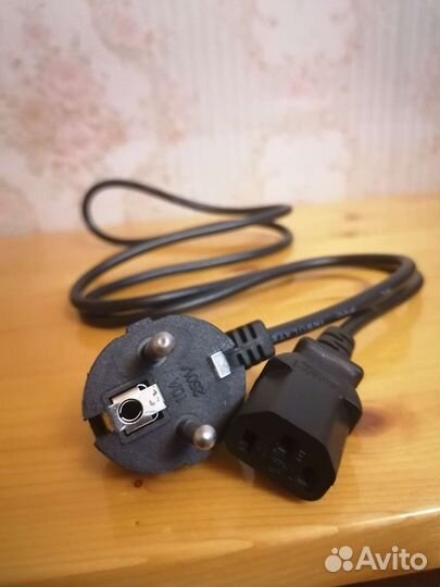 Блок питания (адаптер), 19 v, 4,7a