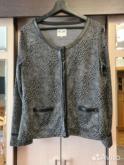 Одежда пакетом женская 52-54 размер