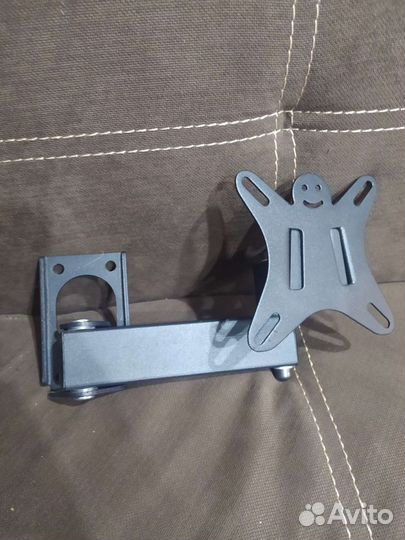 Крепление для телевизора на стену поворотное