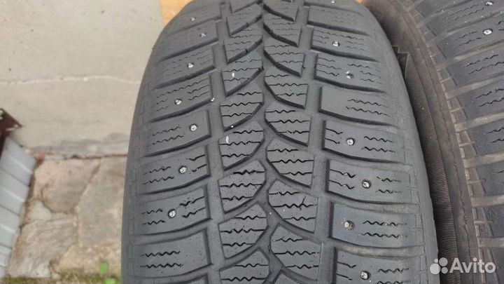 Tigar Sigura Stud 215/55 R16
