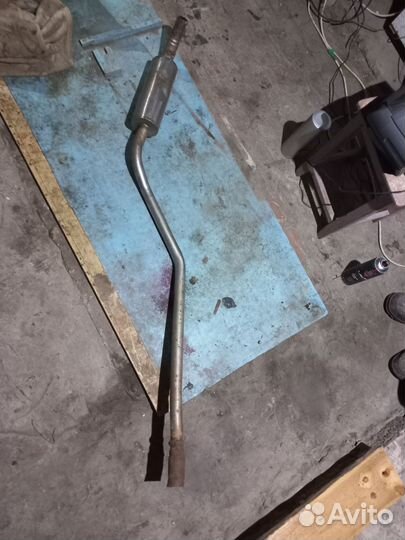 Выхлопня труба 2106