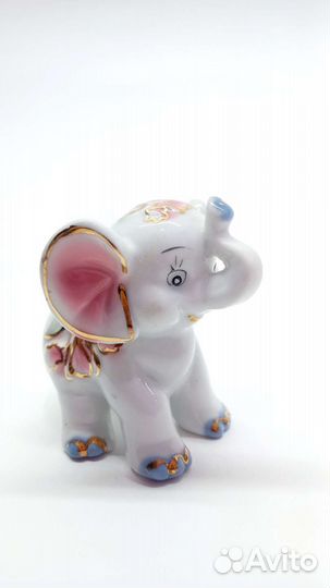 Слоник фарфоровый