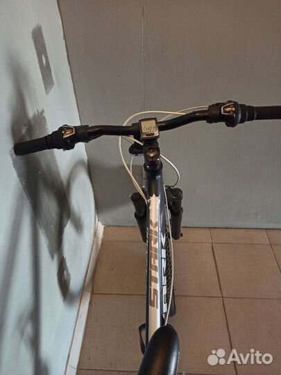 Велосипед с 21 скоростями. stark rocket 24