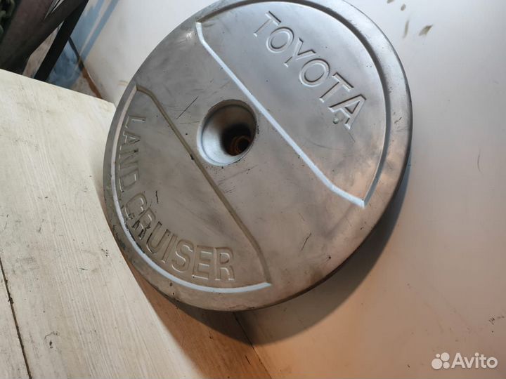 Колпак запаски Toyota Land Cruiser 90 Prado