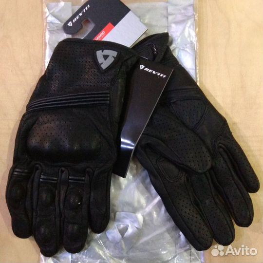 Перчатки Revit