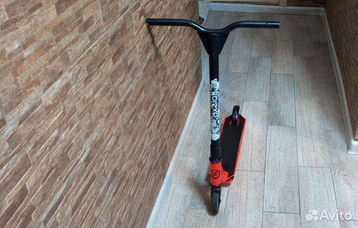 Трюковой самокат oxelo
