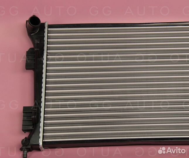 Радиатор двигателя механика Солярис 1 Рио3 10-17