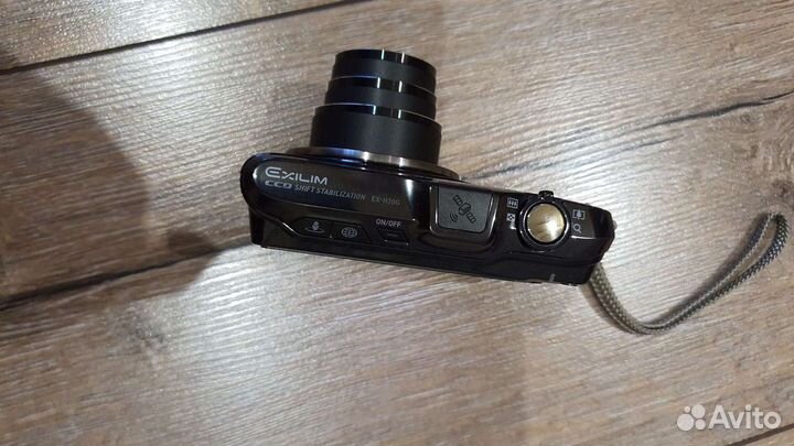 Фотоаппарат Casio Exilim EX-H20G