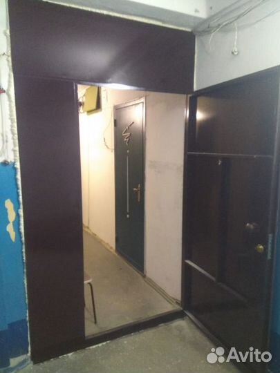 Дверь металлическая в тамбур