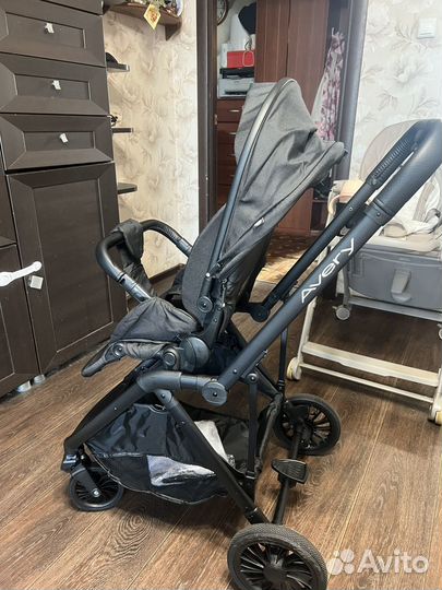 Прогулочная коляска happy baby avery