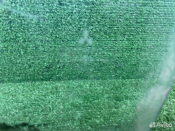 Стекло переднее левое Mitsubishi Lancer 9