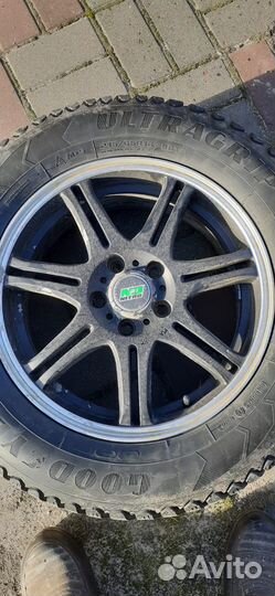 Goodyear UltraGrip Arctic 2 215/65 R16