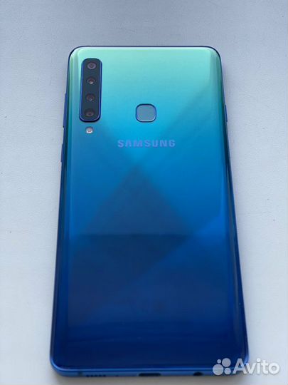 Телефон Samsung galaxy A9