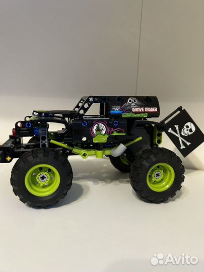 Lego technic 42118 Monster jam Grave Digger