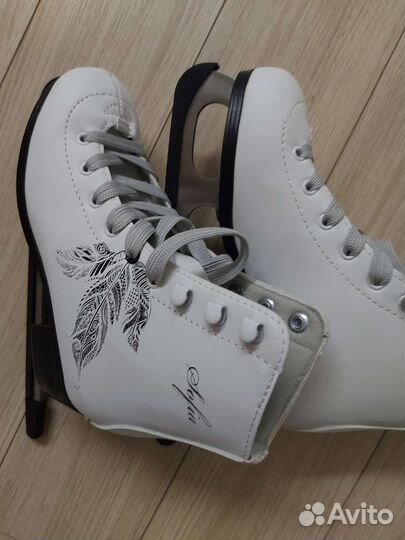 Коньки фигурные