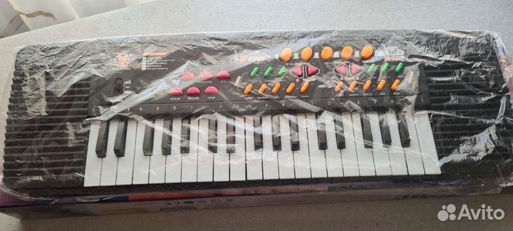 Детский синтезатор с микрофоном