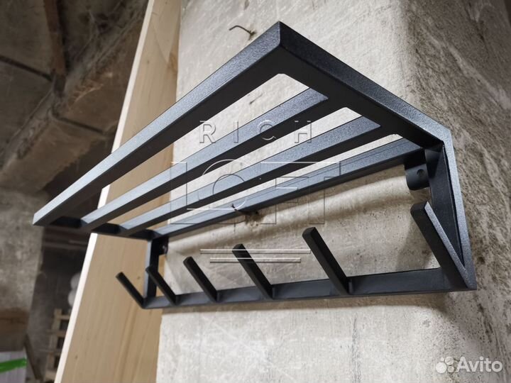 Вешалка настенная