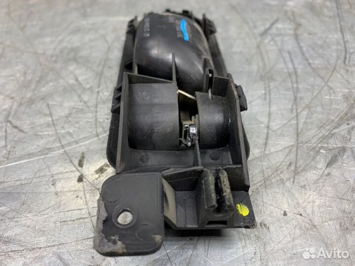 Ручка двери передней внутренняя левая Volkswagen