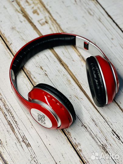 Беспроводные наушники JBL v33