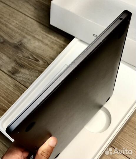 MacBook Pro 13 2019 128gb/8gb/touch bar Ростест