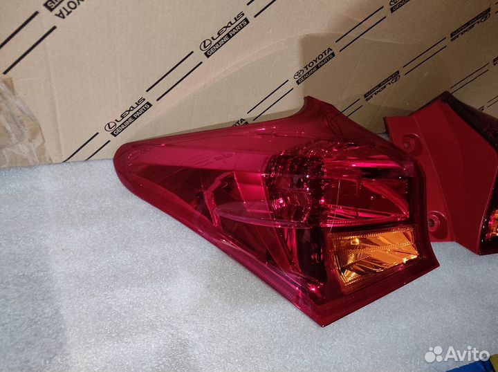 Фонари Toyota Auris