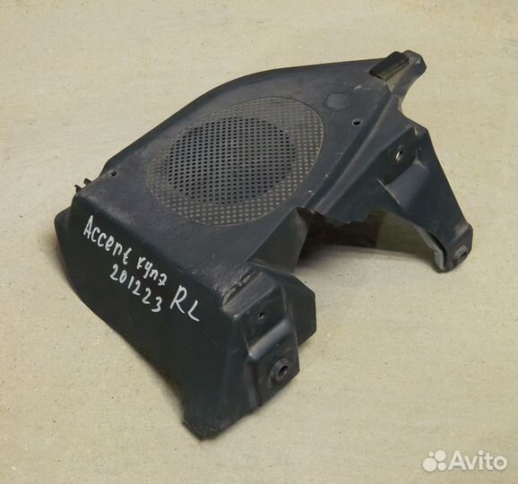 Пластик салона левый задний Accent I (X3), 3х двер