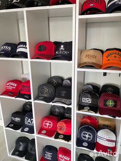 Бейсболка унисекс разных брендов