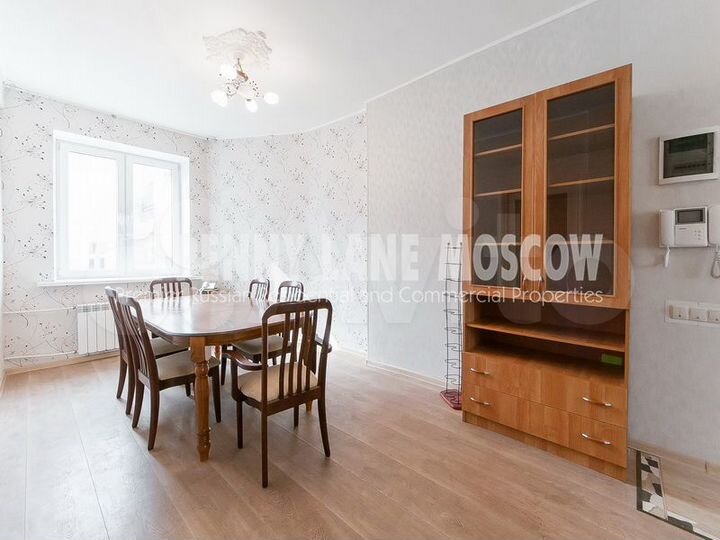 3-к. квартира, 60 м², 7/7 эт.
