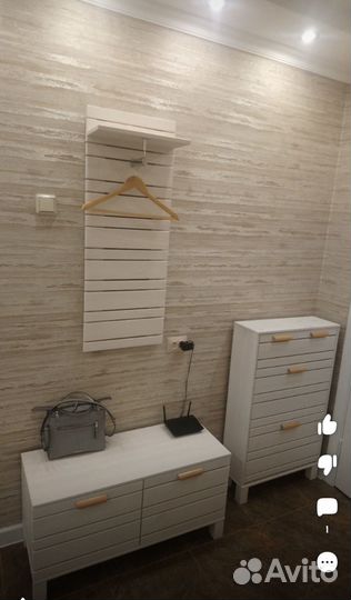 Вешалка настенная деревянная