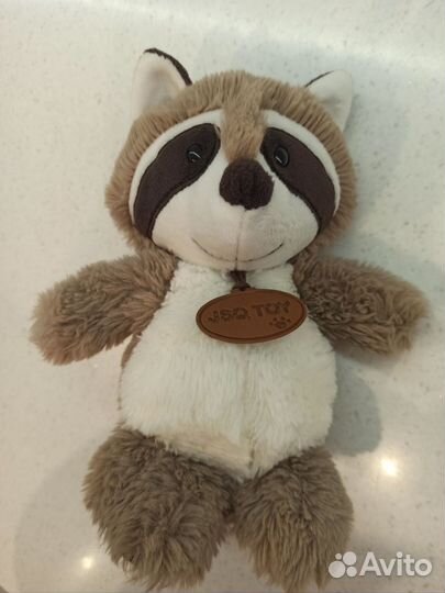 Мягкая игрушка енот