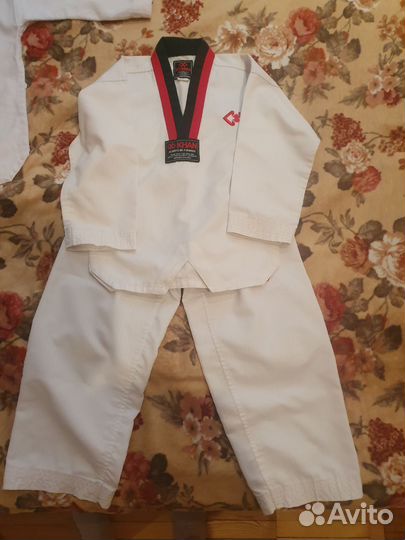 Форма для тхэквондо 120