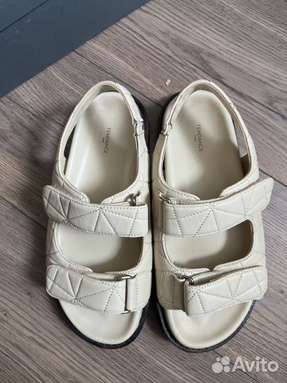 Новые Сандалии босоножки кожаные 39