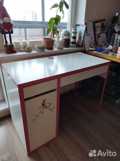 Письменный стол IKEA микке